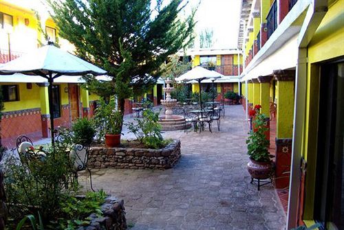 Plaza Mexicana Margarita'S Creel Exteriör bild